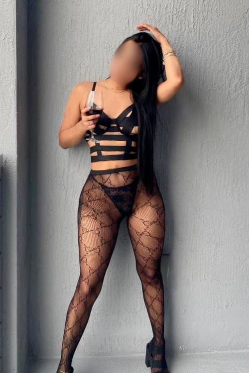 Escort Sabrina Cu - 888 Companions
